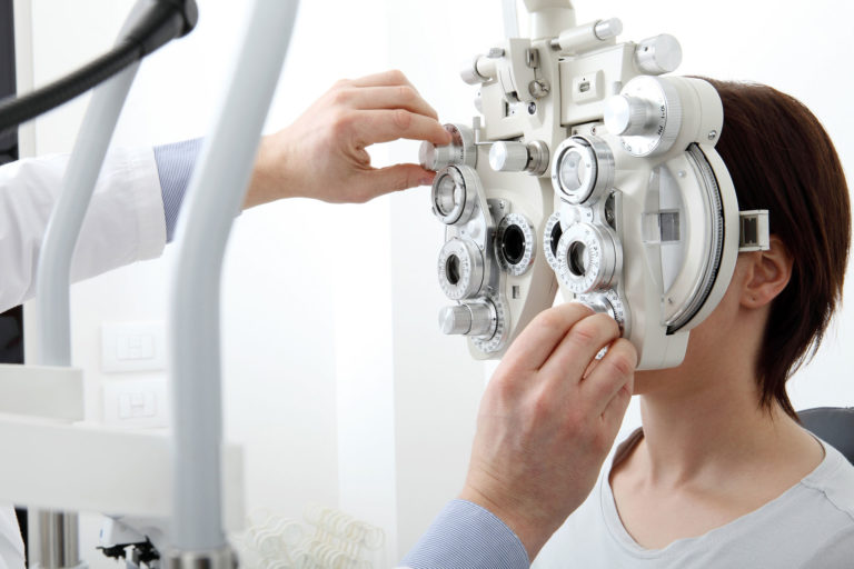 comprehensive-eye-exam-precision-eye-md-cataract-surgery